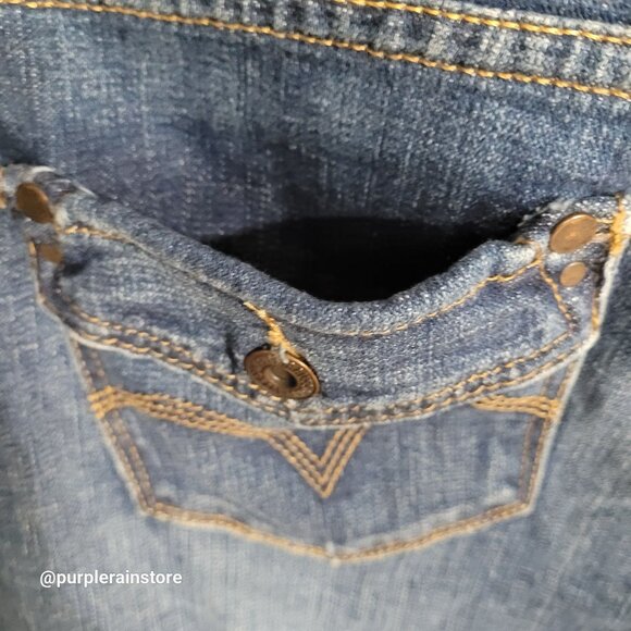 Vtg Levi's Jeans 10 Cuffed Capir Mid Rise Open Button Flap Medium Dark Wash Y2K - Picture 4 of 12